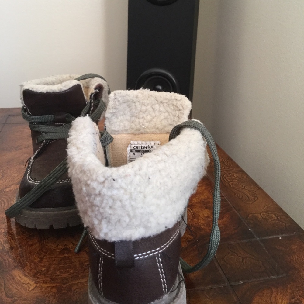 Kids carters Winter Boots - Picture 5 of 5